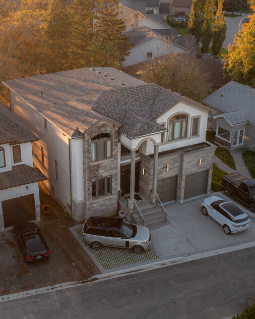 1261 Mohawk Rd, Ancaster Custom Bungalow for Sale In Welland